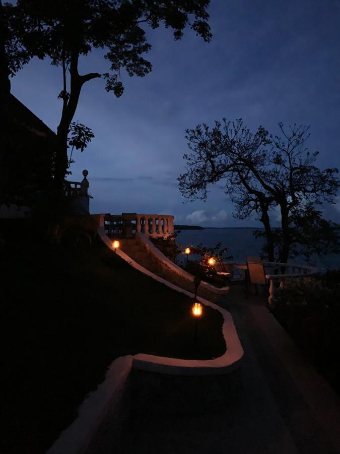 ホテル Mar Y Oro Contadora Island エクステリア 写真