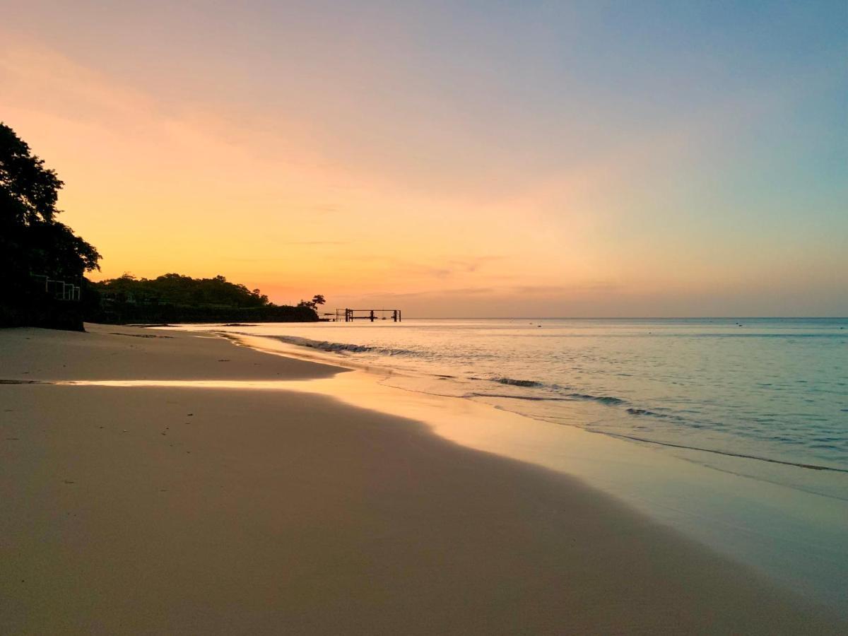 ホテル Mar Y Oro Contadora Island エクステリア 写真